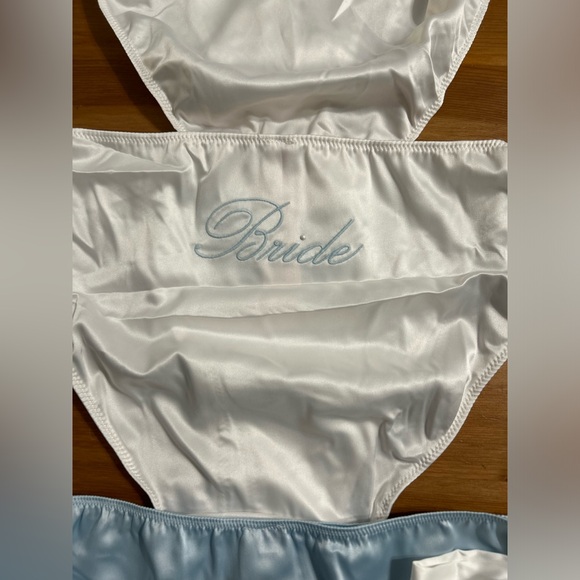 Victoria’s Secret Bridal panty pack of 3 satin tie panties in white and blue - Picture 4 of 10